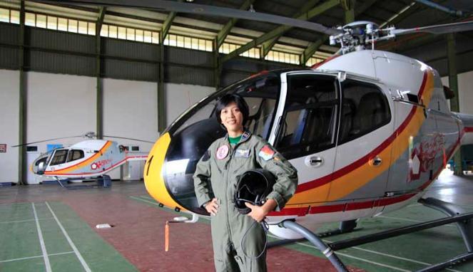 Pilot Helikopter cantik Satu-Satunya yang dimiliki TNI AU 