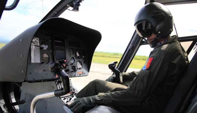 Pilot Helikopter cantik Satu-Satunya yang dimiliki TNI AU 