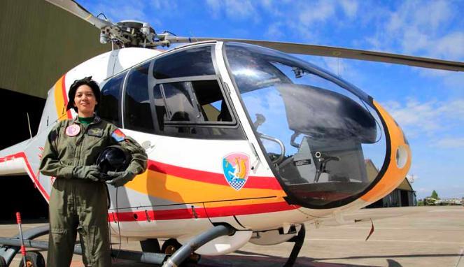 Pilot Helikopter cantik Satu-Satunya yang dimiliki TNI AU 