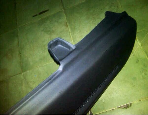 Grill jaring FORD LASER SONY