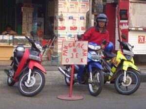 Angkutan Unik Di Beberapa Negara