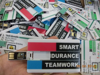 flashdisk unik buat souvenir event'an
