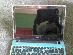 Acer Aspire P3-171-5333Y4G12AssHarga 1.500.000