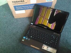 Acer Aspire P3-171-5333Y4G12AssHarga 1.500.000