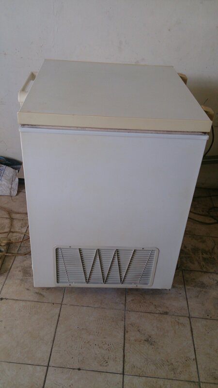 freezer 200 liter merk modena dan sharp
