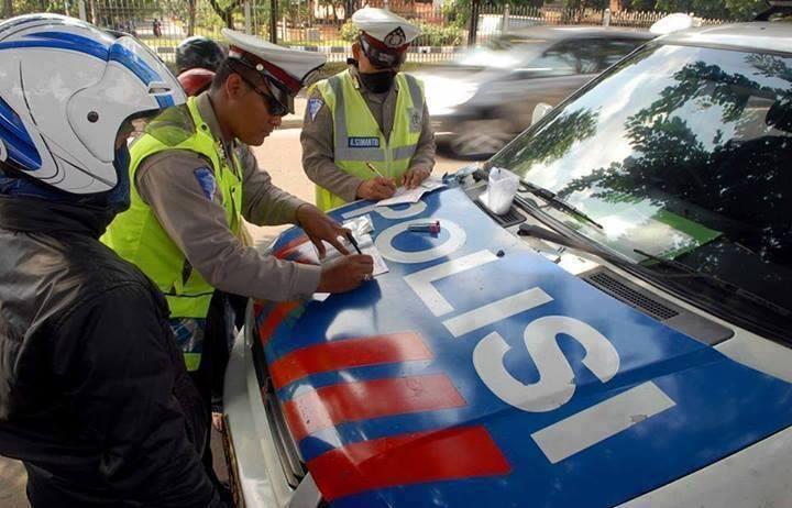 POLISI TIDAK BERHAK MENILANG PAJAK MOTOR/MOBIL YANG MATI..!
