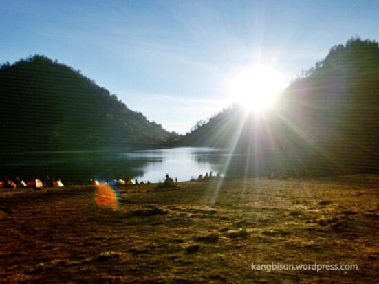 Indahnya Serba Serbi Gunung Semeru di INDONESIA