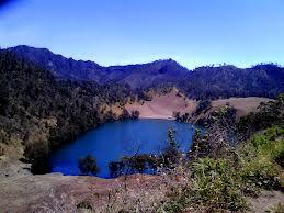 Indahnya Serba Serbi Gunung Semeru di INDONESIA