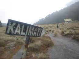Indahnya Serba Serbi Gunung Semeru di INDONESIA