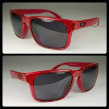KACAMATA OAKLEY GRADE ORI TERLENGKAP & TERMURAH ( LIKE ORI 99%)