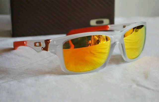 KACAMATA OAKLEY GRADE ORI TERLENGKAP & TERMURAH ( LIKE ORI 99%)