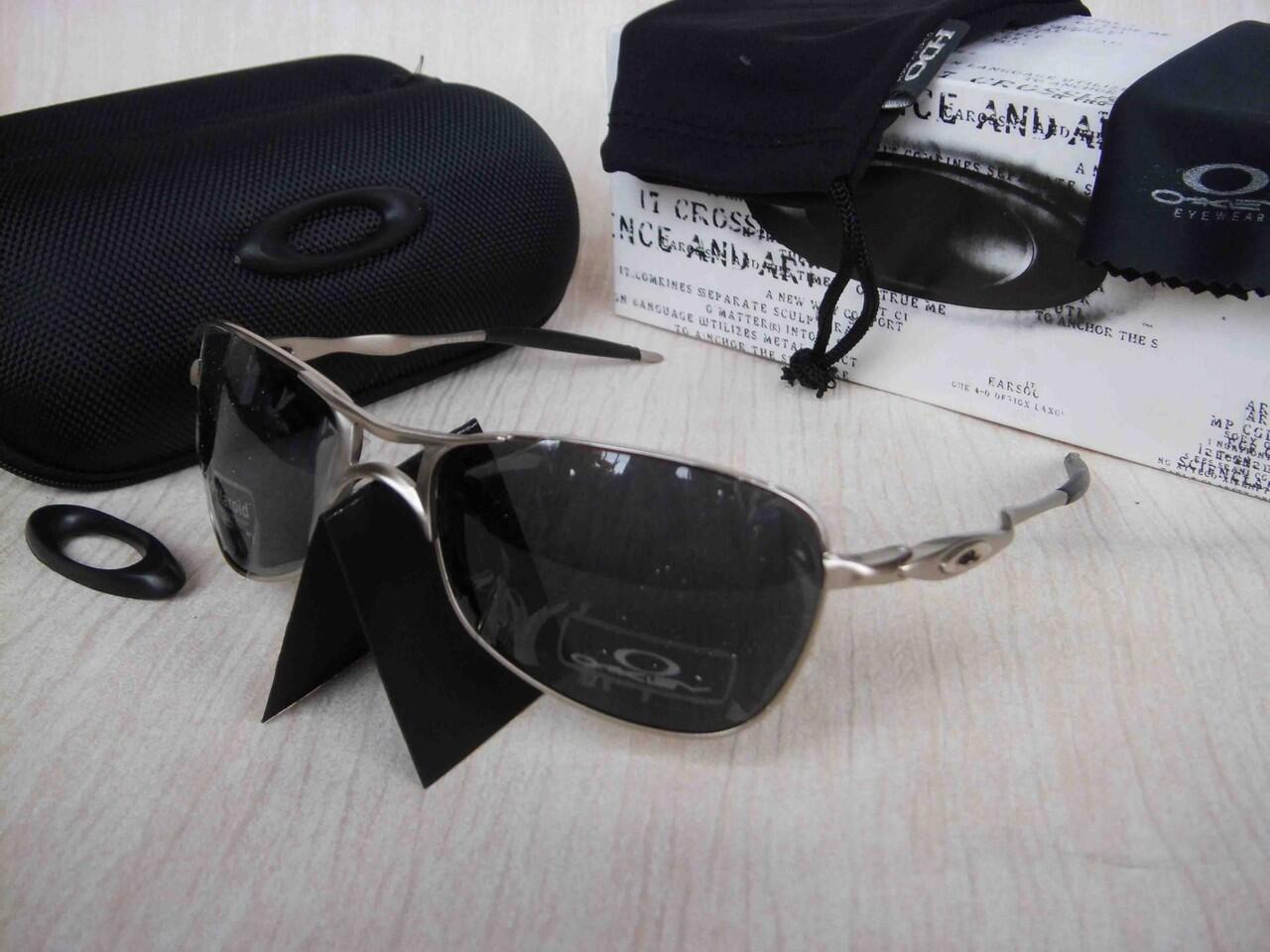 KACAMATA OAKLEY GRADE ORI TERLENGKAP & TERMURAH ( LIKE ORI 99%)