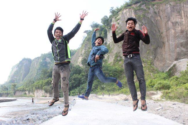 Wisata Ngarai Sianok Selain Jam Gadang Di Bukittinggi