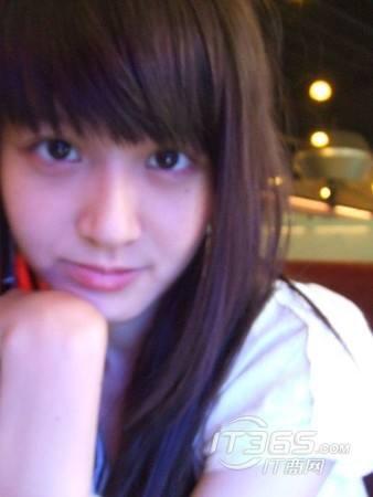 Ying cracker "Hacker Wanita Bening Banget" (Faforit Ane)