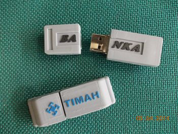 merchandise flashdisk unik yg sering d buru untuk acara event