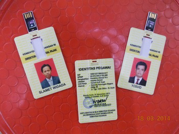 dealer/pusat/utama/supplier/produsen/pertama/terbesar flashdisk unik mirah & mewah