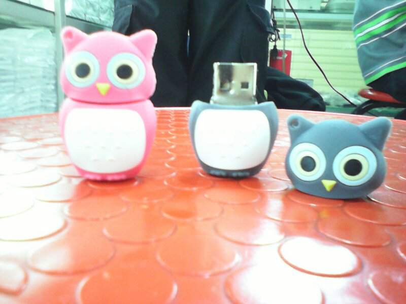 dealer/pusat/utama/supplier/produsen/pertama/terbesar flashdisk unik mirah & mewah