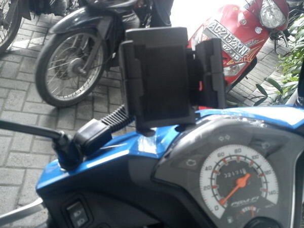 Terjual Jual Holder Hp / gps Untuk Di Motor, Mobil