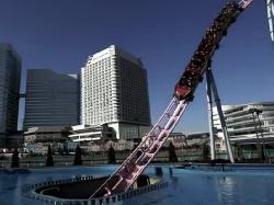 Vanish Roller Coaster - Roller Coaster underwater in Japan