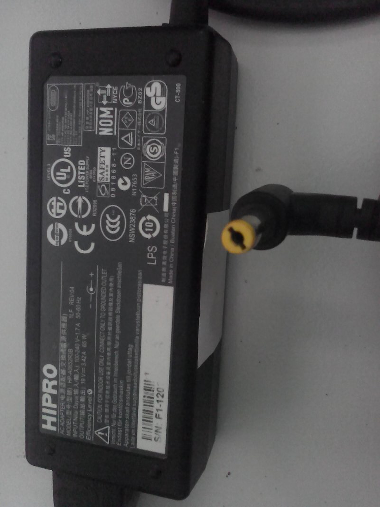 charger ori laptop acer 19V 3,42A