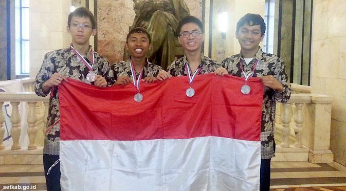 Inilah Kelakuan Pelajar Indonesia Jaman Sekarang!!!