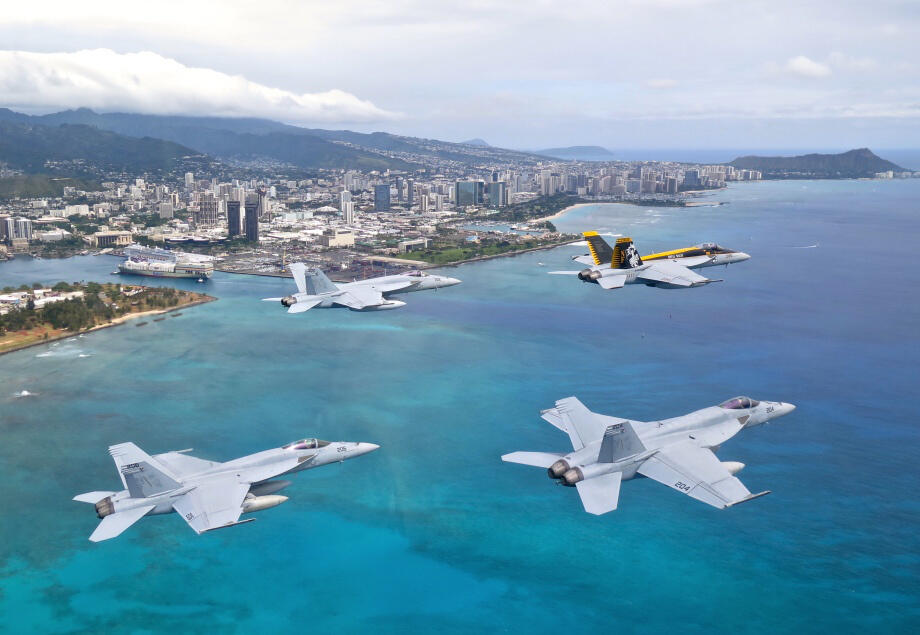 Ayo Melihat dan mengenal &quot; Skuadron F/A-18E &quot; Angkatan laut AS di Atsugi Jepang