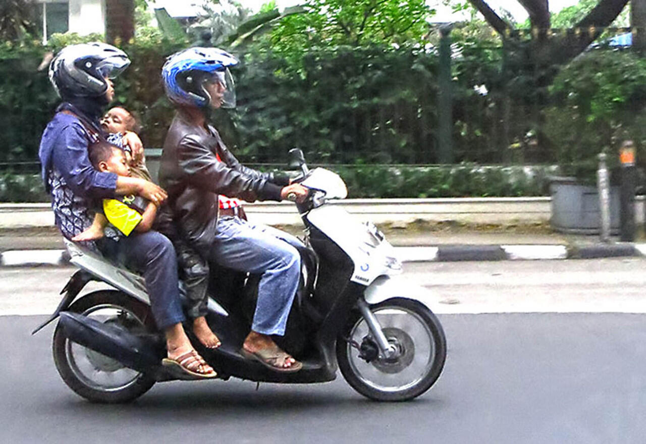 Jeprat Jepret di Jalan