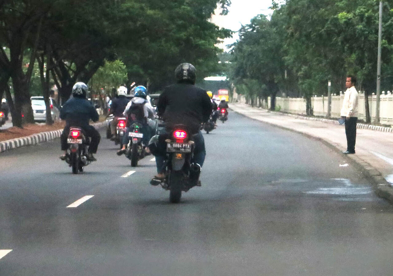 Jeprat Jepret di Jalan