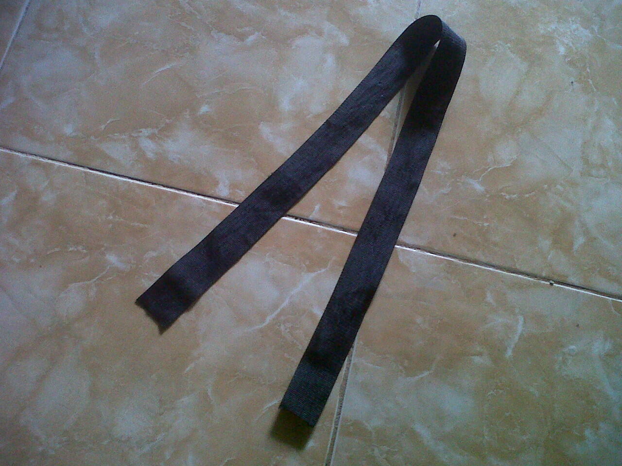 &#91;With Pict&#93; Membuat Tas Sederhana Dari Tabung Badminton, Mudah Banget...