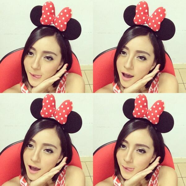 &#91;303&#93; Mempersembahkan HOST : LOLITA AGUSTINE ! 