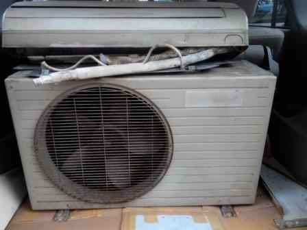 wts AC Panasonic 1 pk bekas/second Murah