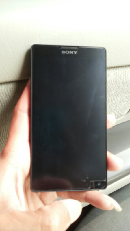 xperia zL muluss baru 4bln grs panjang