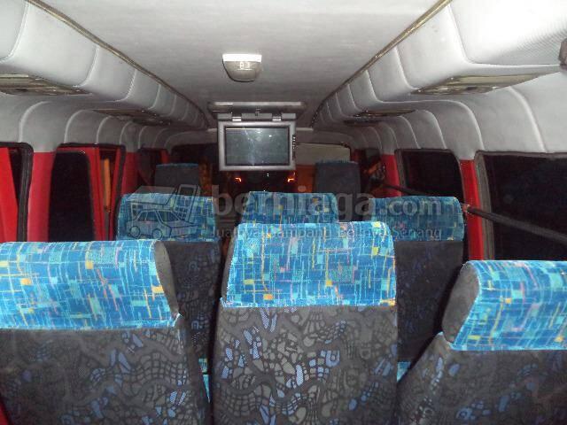 Mobil Isuzu Elf Minibus 2005 Mesin Jos