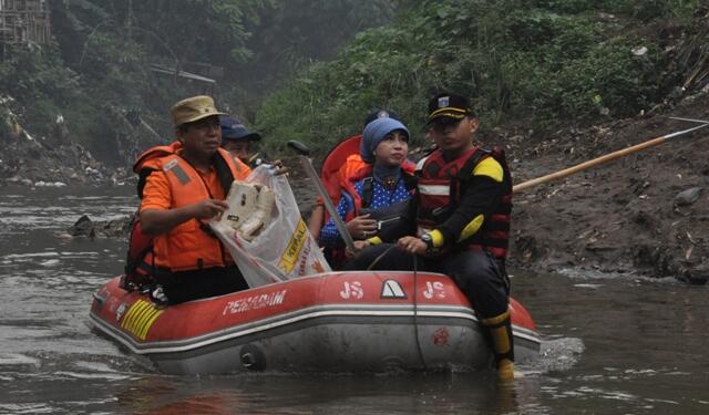 PAHLAWAN LOKAL &amp; ASING SUNGAI CILIWUNG 