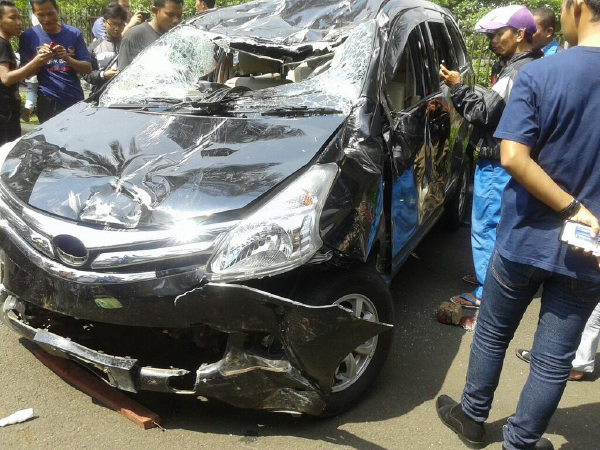 Malangnya Nasib Maling Mobil Di Taman mini Barusan