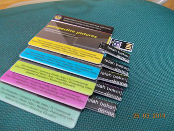merch flashdisk unik buat acara event/seminar