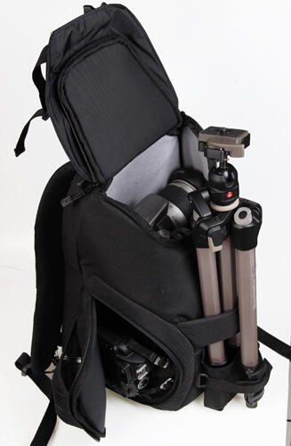 Masuk gan!!! Tas kamera medium size, Owntrack Revolve S3 muat 3set kamera