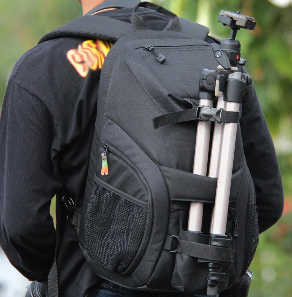 Masuk gan!!! Tas kamera medium size, Owntrack Revolve S3 muat 3set kamera
