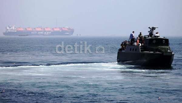 TNI AD Luncurkan Kapal Motor Cepat PIC++