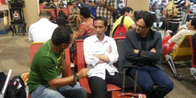 Garuda Indonesia delay, Jokowi terlantar di Bandara Ngurah Rai