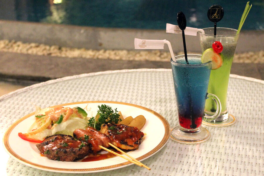 Santap Spesial Menu Barbeque di Kumalawangi Resto