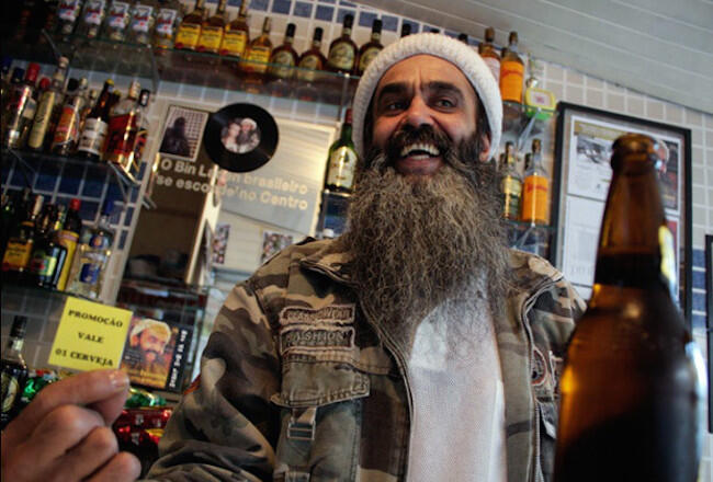 Mengintip Kafe Osama Bin Laden