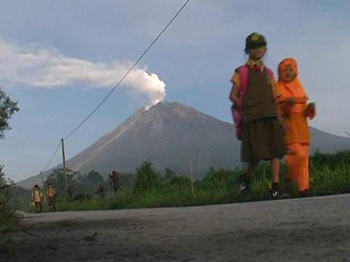 Pendakian Gunung Semeru Dibuka Lagi 5 Mei