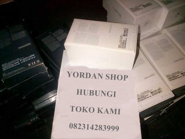 Blackberry Q10 Garansi Resmi TAM 17 bulan ( Segel,Lengkap&Mulus ) Bandung