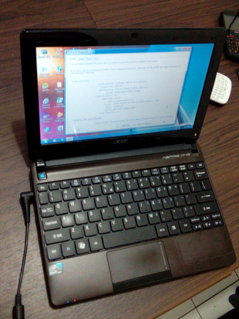 jual netbook acer AOD257 ll hdd 320 gb ll ram 1 gb ll bandung