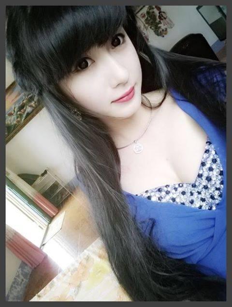 CEWEK CANTIK DI SMABOY