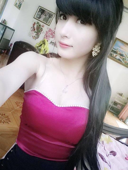 CEWEK CANTIK DI SMABOY