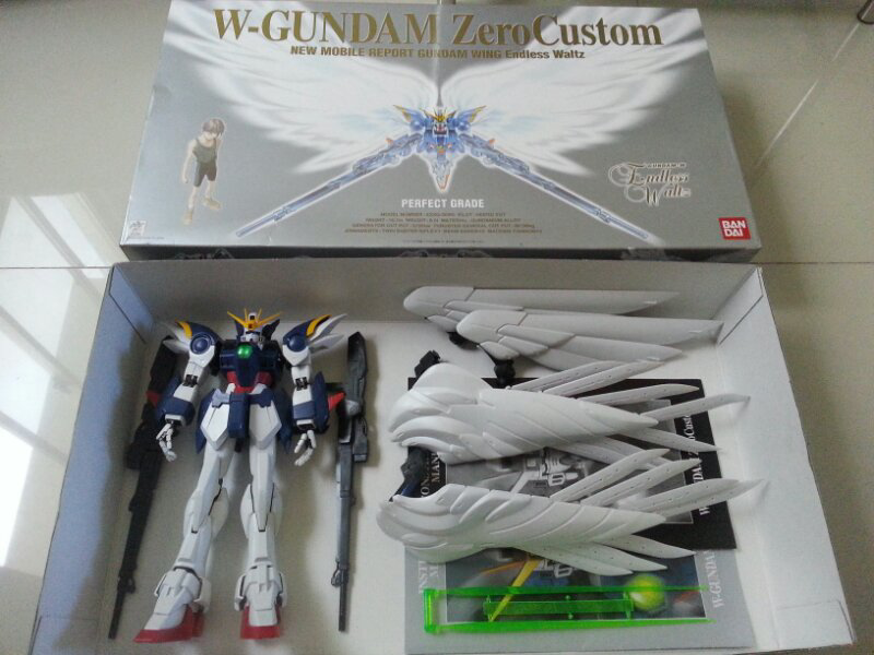 Wing Gundam Zero Costum Endless Waltz PG