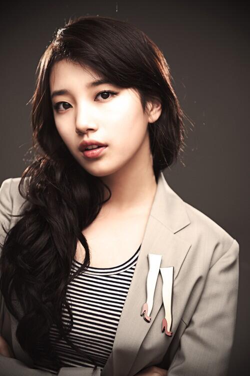 Insiden Memalukan Diatas Panggung Yang di Alami boys band dan Girls band Korea