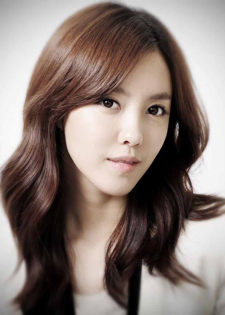 Insiden Memalukan Diatas Panggung Yang di Alami boys band dan Girls band Korea
